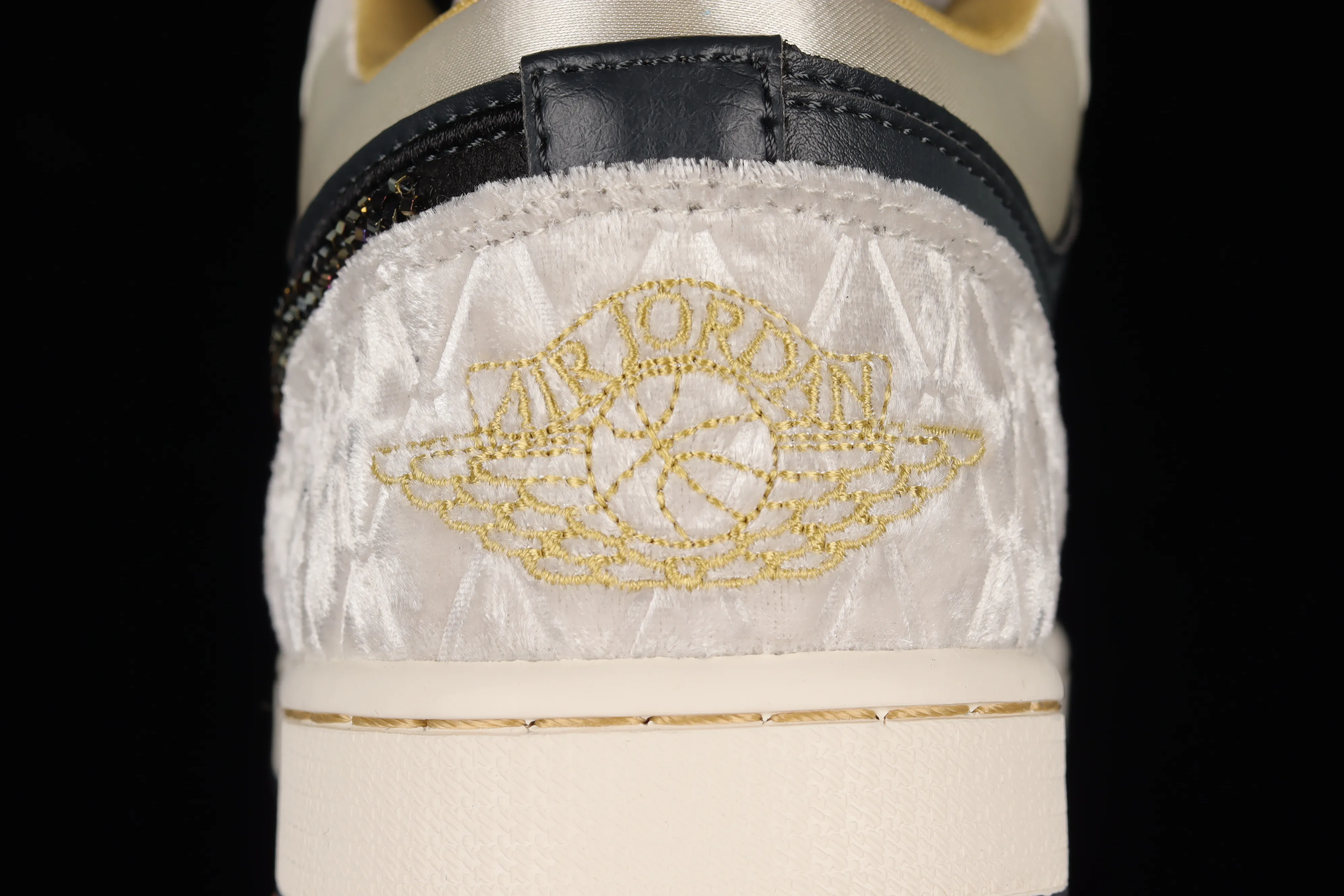 All categories Air Jordan Jordan series basketball shoes Air Jordan 1 Low Air Jordan 1 Low AJ1 Joe 1 black and gray satin low-top cultural basketball shoes DV1762-001
